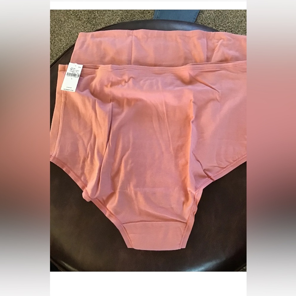 Old Navy Women's Maternity Large  2-Pack Rollover-Waist Soft-Knit Hipster NWT